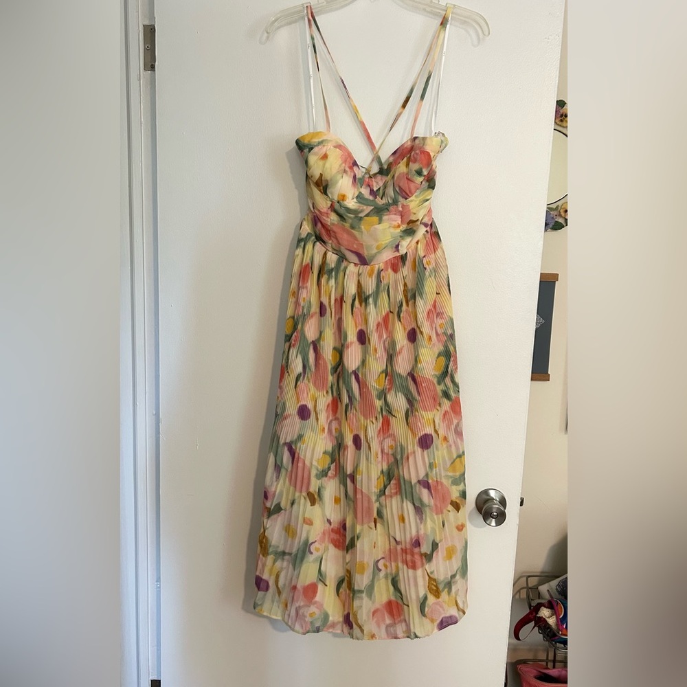 Lulu’s Aleyna Yellow Abstract Pleated Lace-Up Bustier Midi Dress Womens‎ Medium - Picture 4 of 4